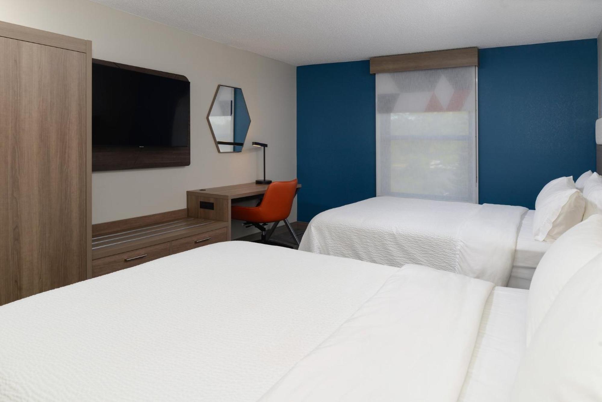 Holiday Inn Express Hotel And Suites Marysville By Ihg Exterior foto
