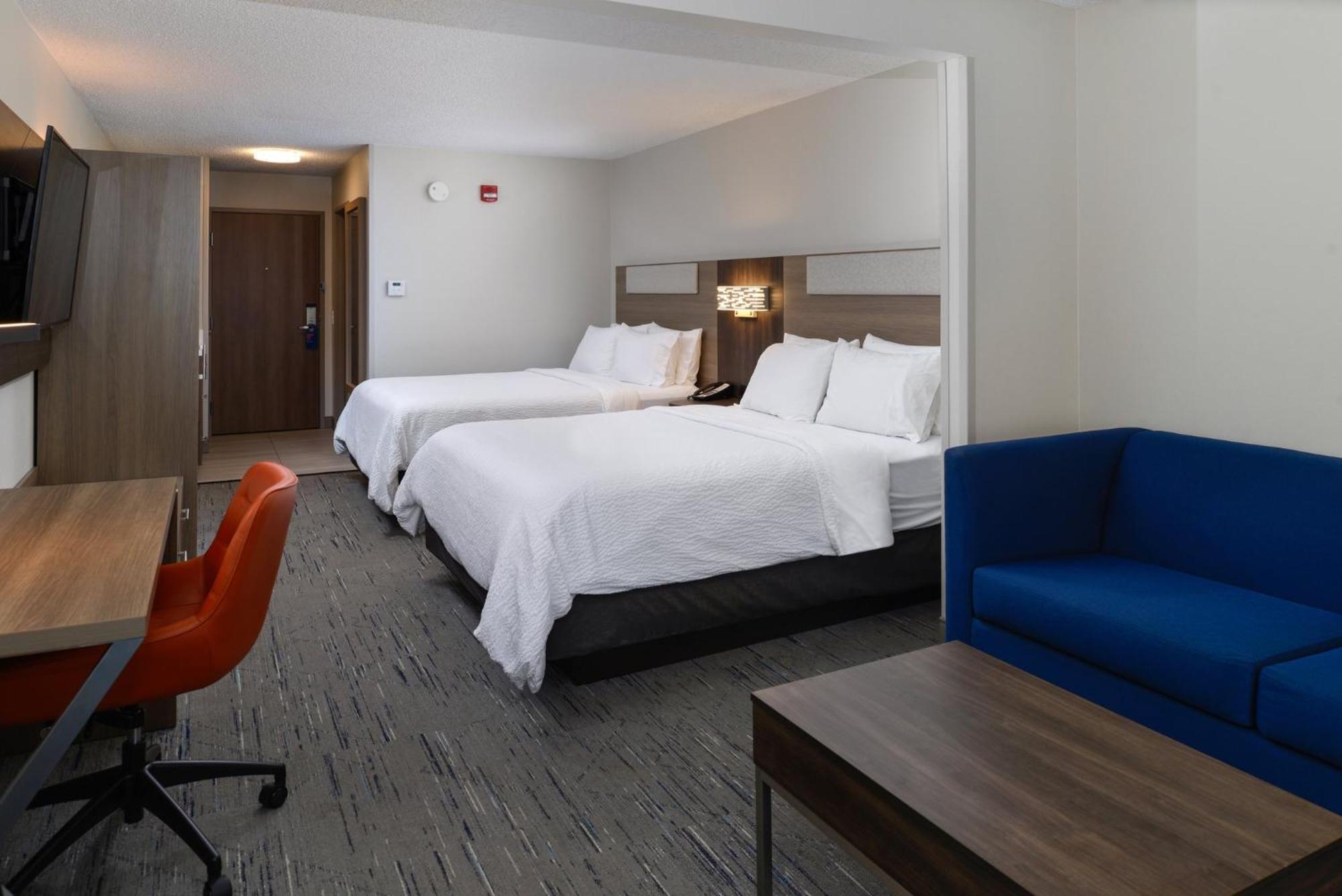 Holiday Inn Express Hotel And Suites Marysville By Ihg Exterior foto