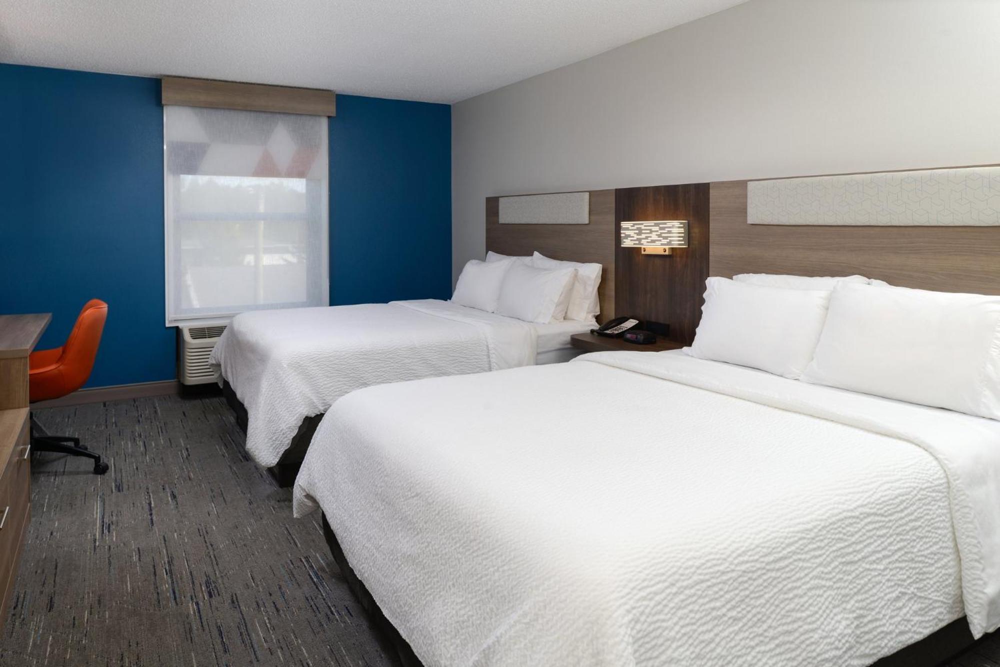 Holiday Inn Express Hotel And Suites Marysville By Ihg Exterior foto