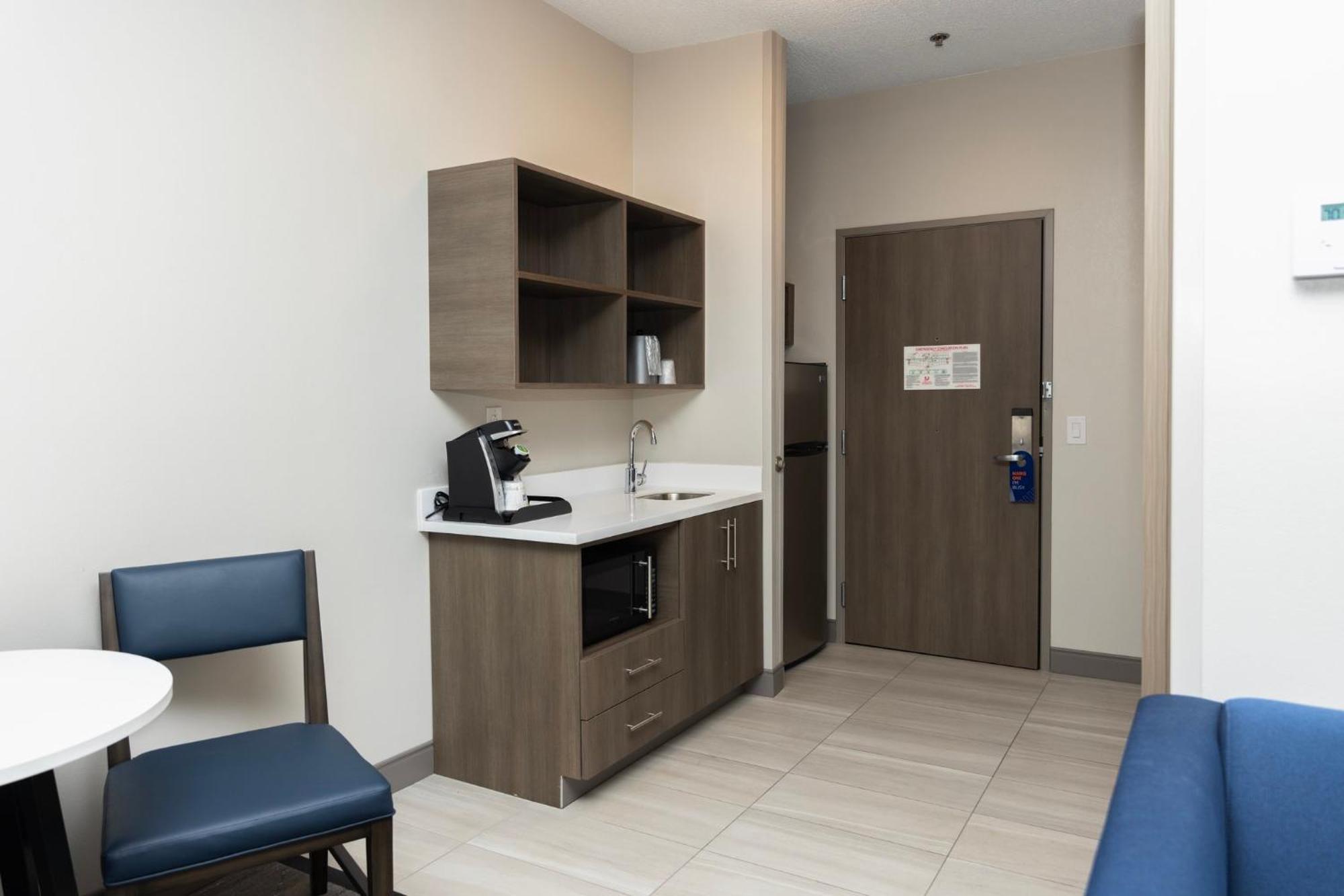 Holiday Inn Express Hotel And Suites Marysville By Ihg Exterior foto
